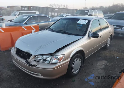 2000 Toyota Camry Ce from USA, damaged, VIN 4T1BG22K3YU681463